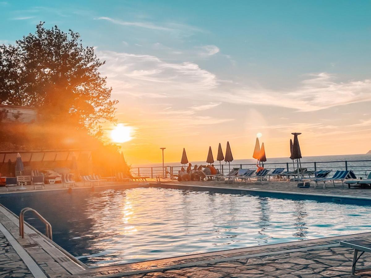 Aqua Holiday Apartments Vlora Kültér fotó